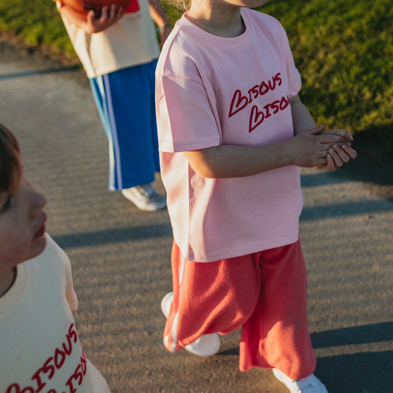 Bisous Bisous T-Shirt - Pink